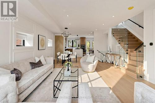 127 Banff Road, Toronto, ON - Indoor Photo Showing Living Room
