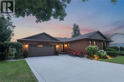 12 Mckeown Court, Caledonia, ON - Outdoor