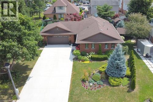 12 Mckeown Court, Caledonia, ON - Outdoor