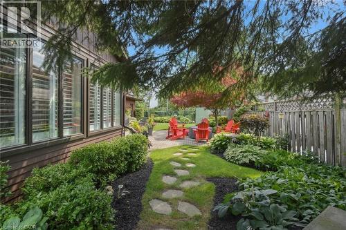 12 Mckeown Court, Caledonia, ON - Outdoor