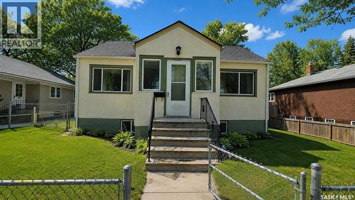 1541 99th STREET  North Battleford, SK S9A 0R2