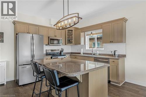 80 Loretta Drive, Virgil, ON - Indoor Photo Showing Kitchen With Stainless Steel Kitchen
