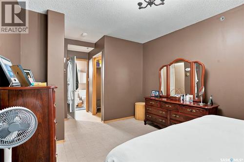 104 303 5Th Avenue N, Saskatoon, SK - Indoor Photo Showing Bedroom