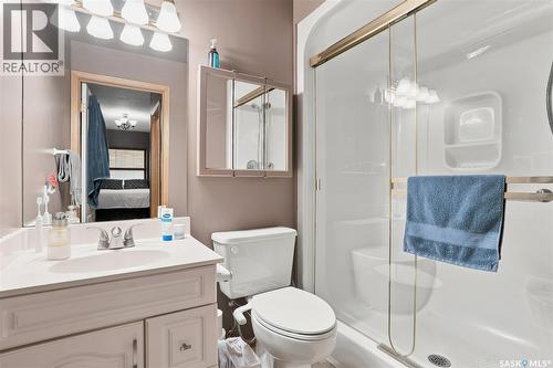 104 303 5Th Avenue N, Saskatoon, SK - Indoor Photo Showing Bathroom