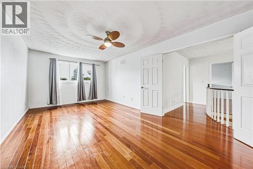 21 Moss Boulevard, Dundas, ON - Indoor Photo Showing Other Room