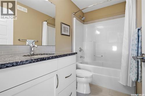 4665 Skinner Crescent, Regina, SK - Indoor Photo Showing Bathroom