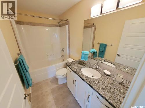 4665 Skinner Crescent, Regina, SK - Indoor Photo Showing Bathroom