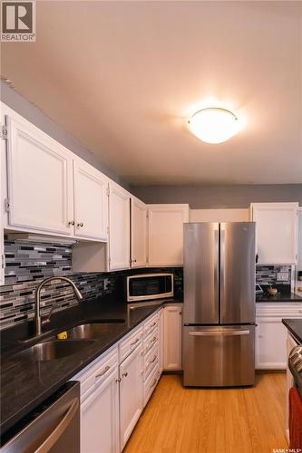 631 Buchanan Drive, Prince Albert, SK - Indoor Photo Showing Kitchen With Stainless Steel Kitchen With Double Sink