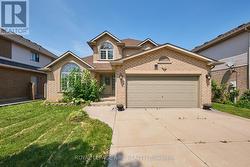 15 CREANONA BOULEVARD Hamilton (Winona Park), ON L8E 5G2