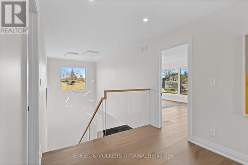 736 Sherbourne Road, Ottawa, ON - Indoor Photo Showing Other Room