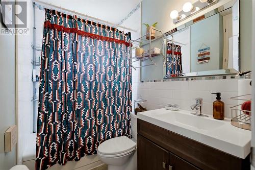 1750 Queen St E, Sault Ste. Marie, ON - Indoor Photo Showing Bathroom