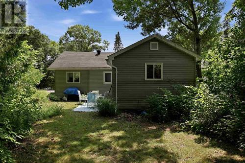 1750 Queen St E, Sault Ste. Marie, ON - Outdoor