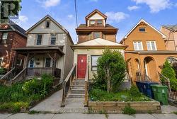 159 PARKMOUNT ROAD Toronto, ON M4J 4V3