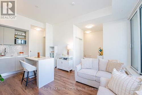 129 - 3020 TRAILSIDE DRIVE  Oakville, ON L6M 4M2