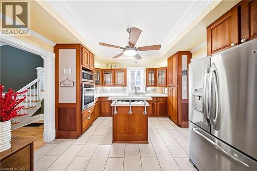 750 Vine Street, Cambridge, ON - Indoor Photo Showing Kitchen With Double Sink