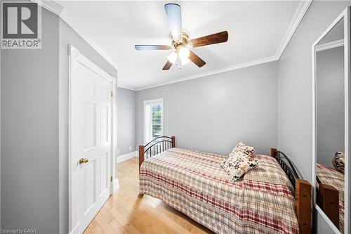750 Vine Street, Cambridge, ON - Indoor Photo Showing Bedroom