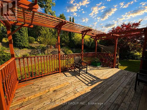 UPPER - 59 CLEVELAND PLACE , London South (South J), Ontario N5Z 4T5 4
