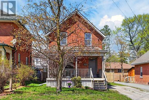 90 GLENELG STREET W  Kawartha Lakes (Lindsay), ON K9V 2V9