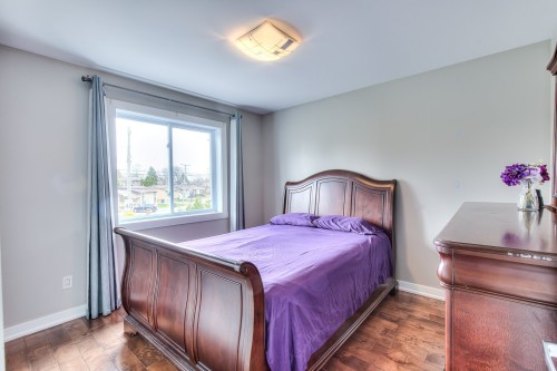Bedroom - 563 Rue Jetté, Laval (Sainte-Dorothée), QC - Indoor Photo Showing Bedroom
