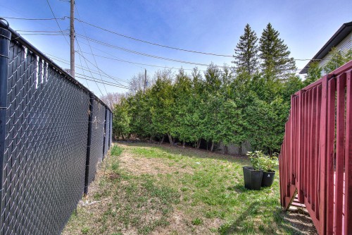 Garden - 563 Rue Jetté, Laval (Sainte-Dorothée), QC - Outdoor