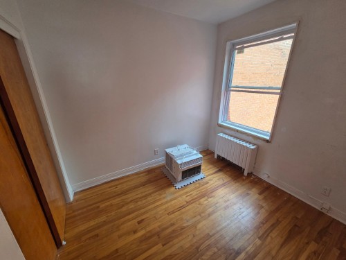 Chambre à coucher - 1317 Rue Champigny, Montréal (Saint-Laurent), QC - Indoor Photo Showing Other Room