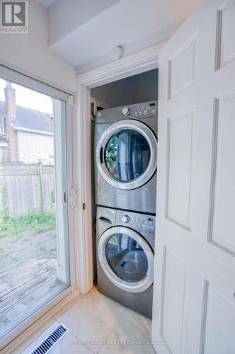 In-suite washer/dryer and back access - 300 St Andrew Street, Ottawa, ON - Indoor Photo Showing Laundry Room