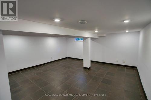 300 St Andrew Street, Ottawa, ON - Indoor