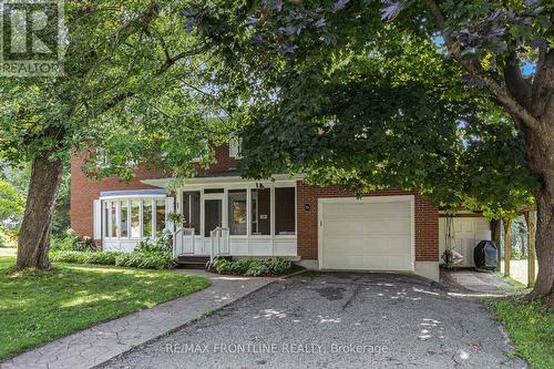 12 Glenview Crescent, Perth, ON - Outdoor