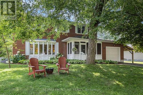 12 Glenview Crescent, Perth, ON - Outdoor
