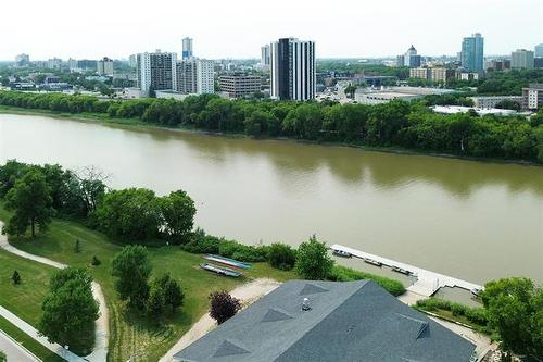 303-23 Lyndale Dr, Winnipeg, MB - Outdoor With Body Of Water With View