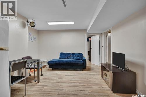 2406 Preston Avenue S, Saskatoon, SK - Indoor