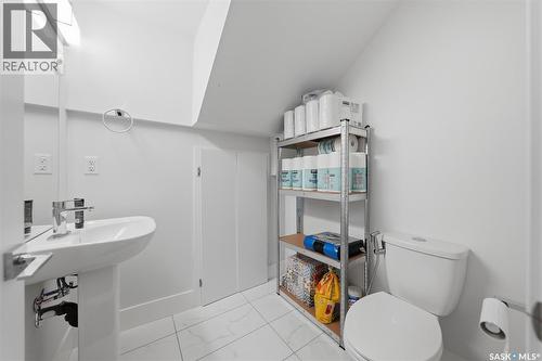 171 Thakur Street, Saskatoon, SK - Indoor Photo Showing Bathroom