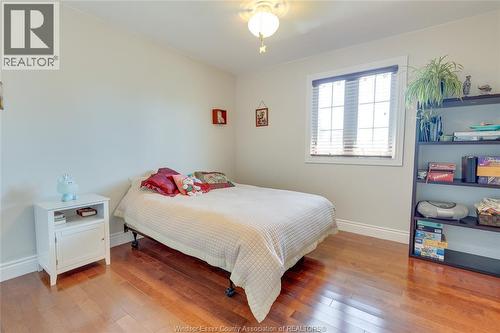 503 Regent, St. Clair Beach, ON - Indoor Photo Showing Bedroom