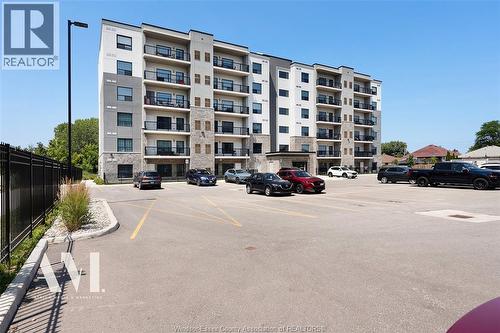 3290 Stella Crescent, Windsor, ON - Outdoor With Facade