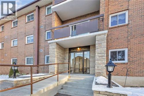 67 BRECKENRIDGE Drive Unit# 202  Kitchener, ON N2B 3R8