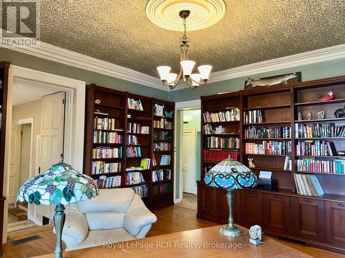388 Durham Road E, West Grey, ON - Indoor
