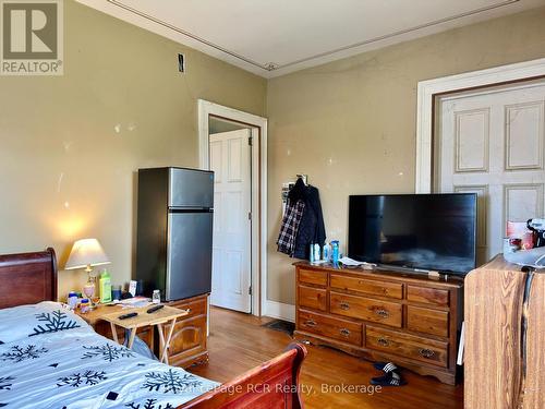 388 Durham Road E, West Grey, ON - Indoor Photo Showing Bedroom