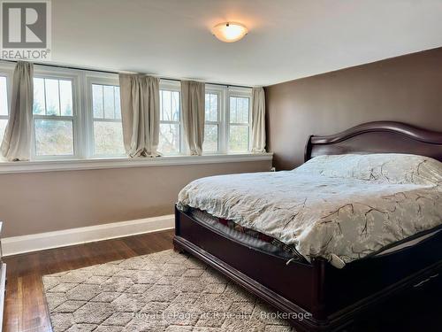 388 Durham Road E, West Grey, ON - Indoor Photo Showing Bedroom