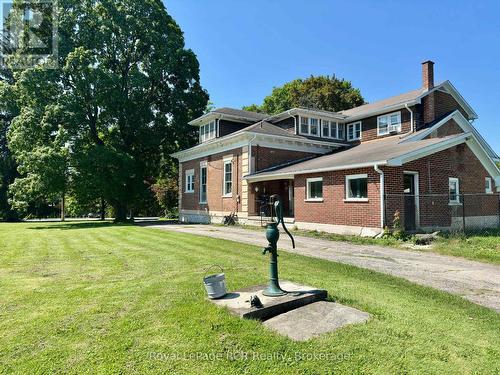388 Durham Road E, West Grey, ON - Outdoor