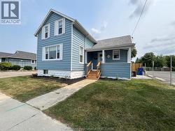 205 St.Clair STREET Chatham, ON N7L 3J4