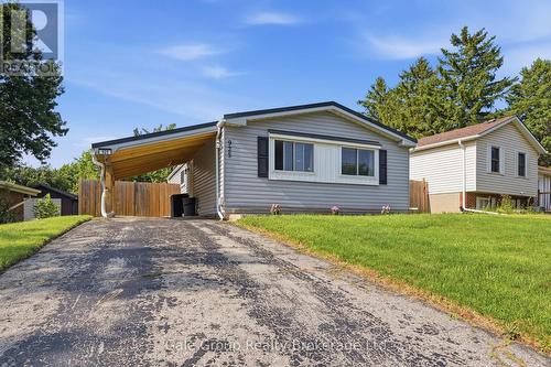 925 SUNSET BOULEVARD  Woodstock (Woodstock - South), ON N4S 4A5
