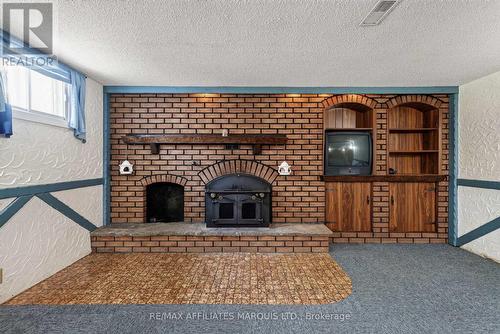 529 Anthony Street, Cornwall, ON - Indoor Photo Showing Living Room With Fireplace