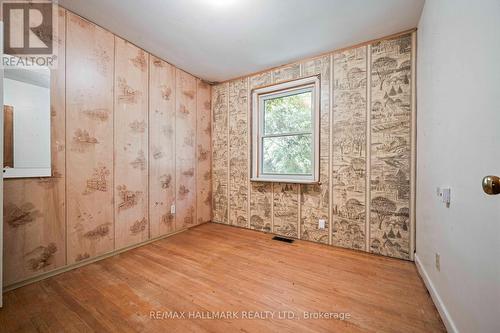 4 Crestview Road, King, ON - Indoor Photo Showing Other Room