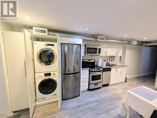 5 - 189 SHERIDAN AVENUE , Toronto, Ontario M6H 3M5 4