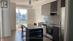 1709 - 203 COLLEGE STREET Toronto, ON M5T 0C8