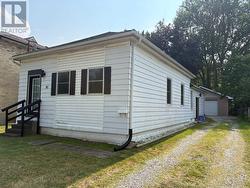 97 CHESLEY AVENUE  London East (East L), ON N5Z 2C3