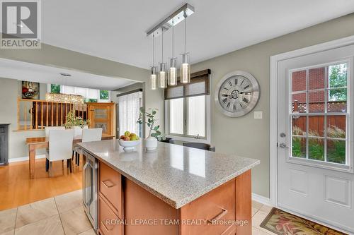 2250 Urbandale Drive, Ottawa, ON - Indoor Photo Showing Kitchen