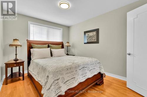 2250 Urbandale Drive, Ottawa, ON - Indoor Photo Showing Bedroom