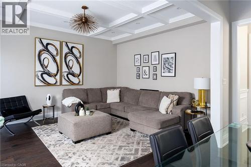 175 Burloak Drive W, Oakville, ON - Indoor Photo Showing Living Room