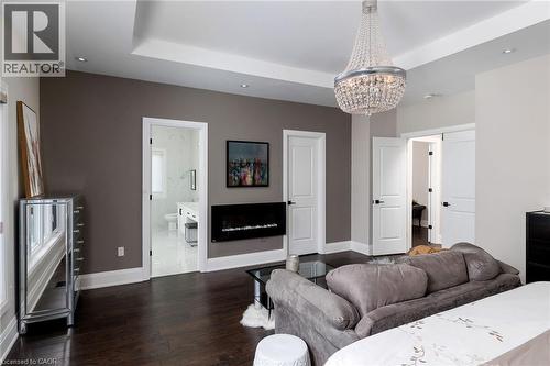 175 Burloak Drive W, Oakville, ON - Indoor Photo Showing Living Room